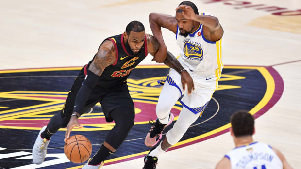 lebron_james_free_agency_.jpg